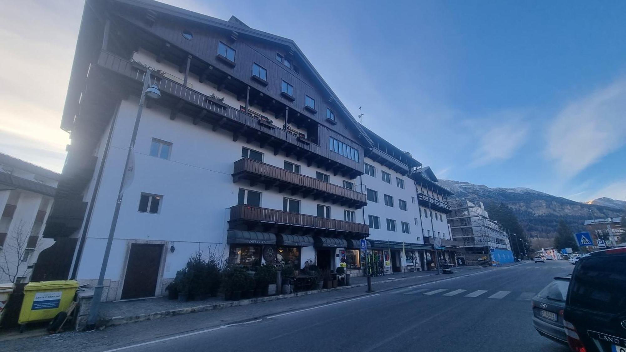 Studio Apartment Ariston In Centro A Cortina Cortina dʼAmpezzo Dış mekan fotoğraf